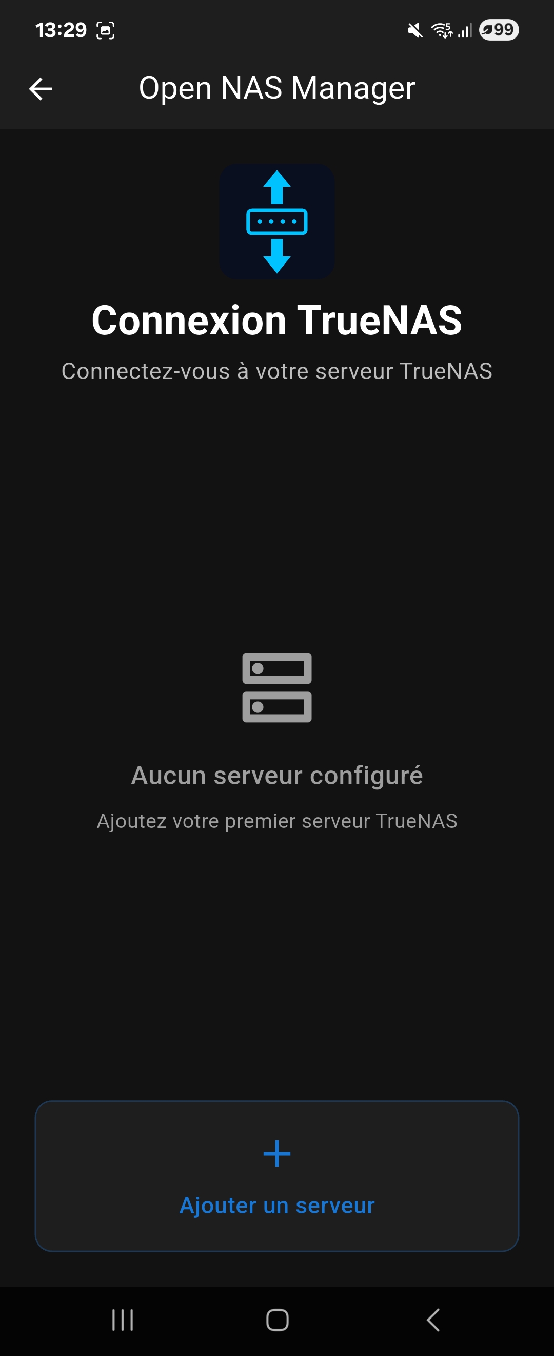 Interface de connexion pour configurer un serveur TrueNAS